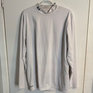 Under Armour Men's Light Gray Long Sleeve Tee